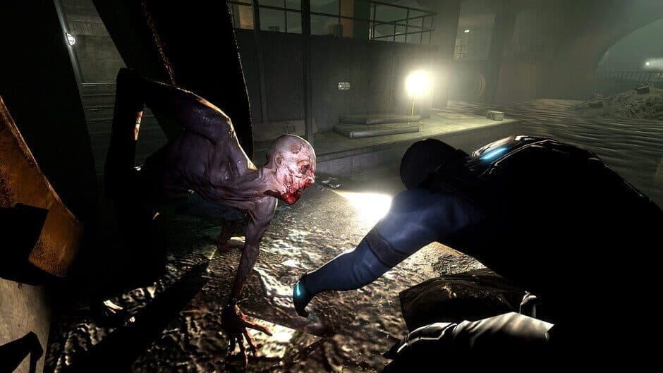 F.E.A.R. 2: Reborn screenshot